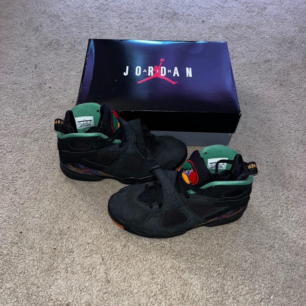 Jordan 8 Retro